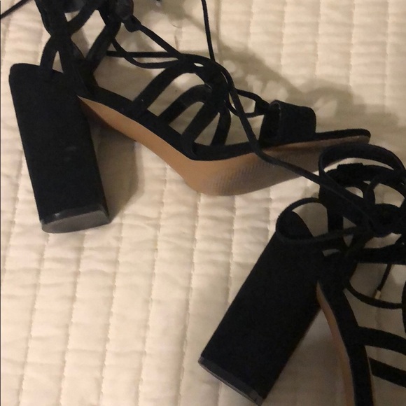 LOFT lace up block heel - Picture 4 of 4